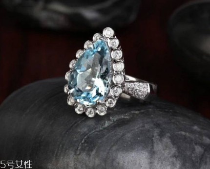 海藍(lán)寶會越戴越藍(lán)嗎？神奇的海水寶石