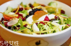 飲食護(hù)膚究竟有沒有效？不挑食才護(hù)膚
