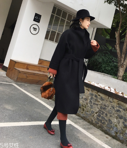 大衣有靜電怎么去除？三個小妙招教你快速除靜電