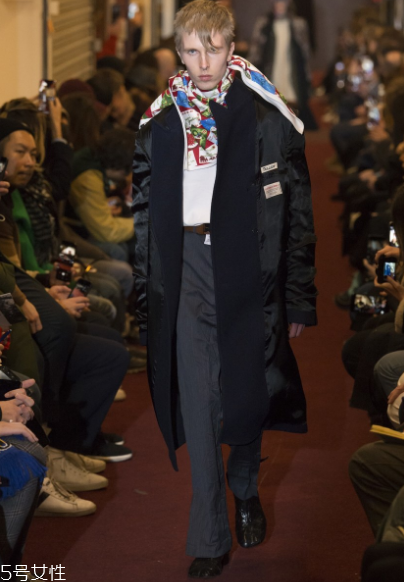 vetements2018秋冬系列服裝怎么樣_好看嗎？