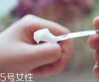 面霜抹后肌膚變暗是什么原因？油脂被氧化