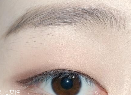 學(xué)生素顏妝怎么畫？小心機(jī)get