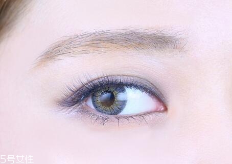 西柚色眼影怎么畫？教你畫高冷女神妝容