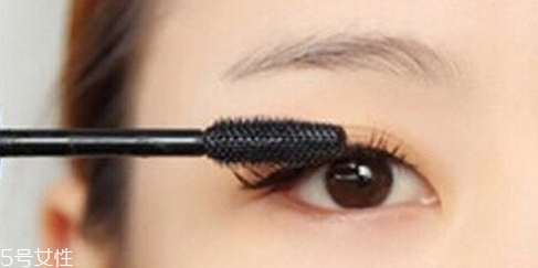 淑女妝怎么畫清新自然？教你化一個(gè)撩倒男神的妝