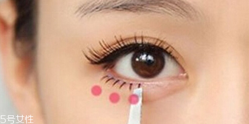 淑女妝怎么畫清新自然？教你化一個(gè)撩倒男神的妝