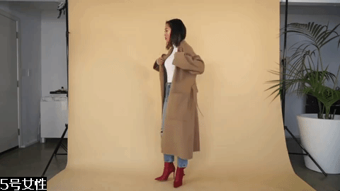 高領(lǐng)毛衣搭配女圖片 16種風(fēng)格任你挑 高領(lǐng)毛衣搭配女圖片 16種風(fēng)格任你挑