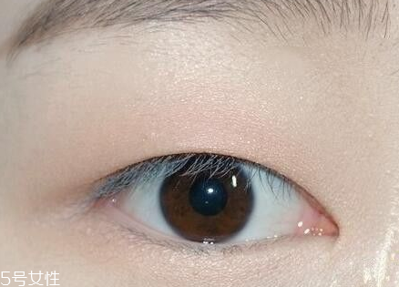 學(xué)生素顏妝怎么畫？小心機(jī)get