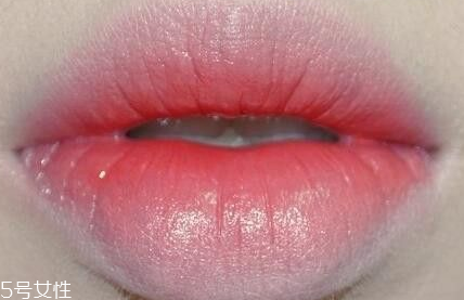 學(xué)生素顏妝怎么畫？小心機(jī)get