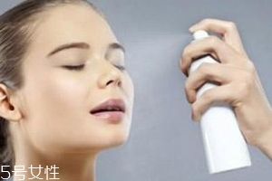 補(bǔ)水貼片面膜適合什么膚質(zhì)？不分膚質(zhì)