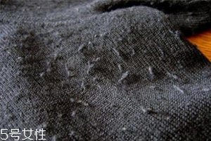 毛衣起球怎么去毛？這些日常物品都能輕松刮掉