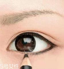 眼線液筆不出水怎么辦？畫眼線的常見誤區(qū)