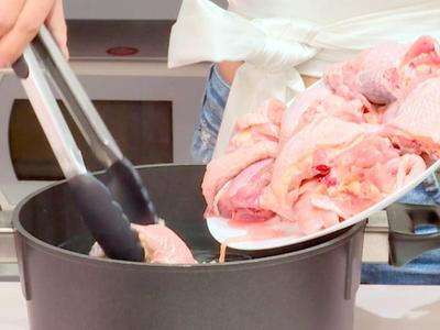 西洋參雞湯的做法步驟 溫補(bǔ)好選擇 西洋參雞湯的做法步驟 溫補(bǔ)好選擇