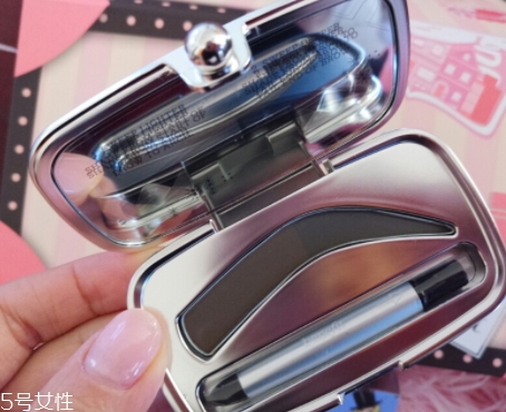 眉粉可以當(dāng)眼影用嗎？教你用眉粉畫(huà)眼影