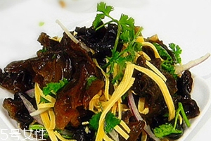豆皮和木耳能一起吃嗎？味道非常棒