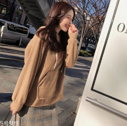 衛(wèi)衣適合什么體型人穿？不同體型選擇不同款式