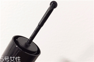 mac滾輪眼線液好用嗎？超棒的眼妝神器