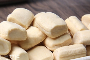 糖瓜是什么做的？小年傳統(tǒng)食品