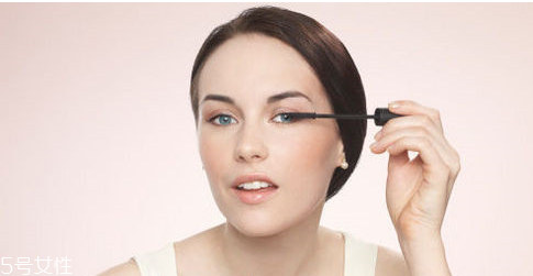睫毛膏怎么刷好看？給你帶來深邃雙眸