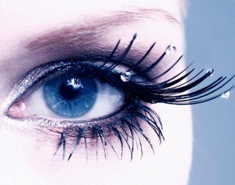 睫毛膏保質(zhì)期一般是多久？過期的睫毛膏還能這樣用