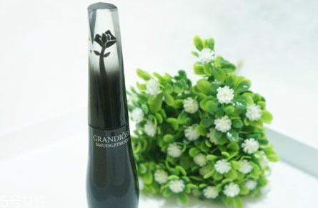 睫毛膏怎么刷好看？給你帶來深邃雙眸