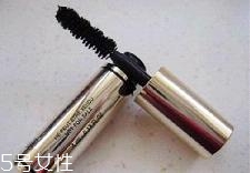 迪奧睫毛膏怎么樣？刷完睫毛膏再夾一次睫毛更卷翹