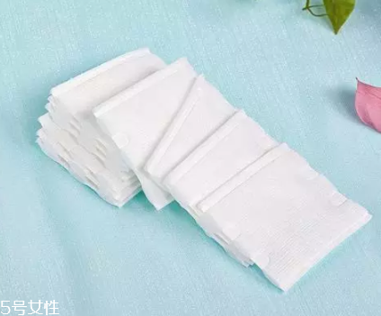 壓邊化妝棉有什么區(qū)別？不易變形