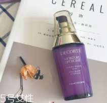 皮膚不吸收護(hù)膚品怎么回事？光用乳液面霜遠(yuǎn)遠(yuǎn)不夠