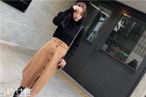 毛衣會(huì)縮水還是變大？和毛衣材質(zhì)有關(guān)