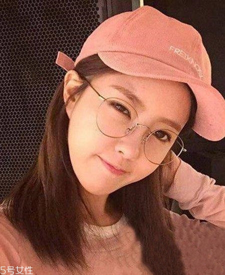 齊肩發(fā)怎么燙好看？女生發(fā)型設(shè)計(jì)與臉形搭配