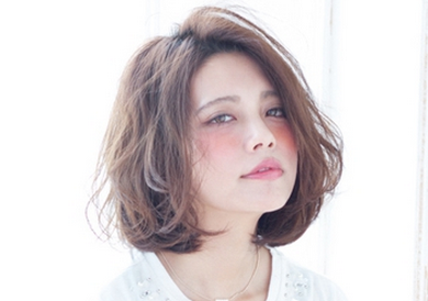 齊肩發(fā)怎么燙好看？女生發(fā)型設(shè)計(jì)與臉形搭配