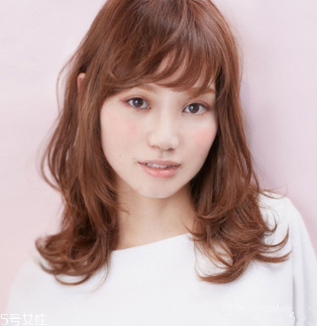 鵝蛋臉扎什么馬尾好看？肉肉臉適合這些發(fā)型
