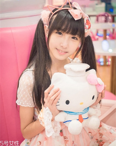 鵝蛋臉扎什么馬尾好看？肉肉臉適合這些發(fā)型