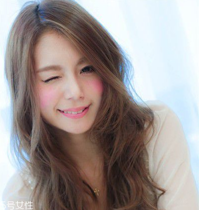 鵝蛋臉扎什么馬尾好看？肉肉臉適合這些發(fā)型