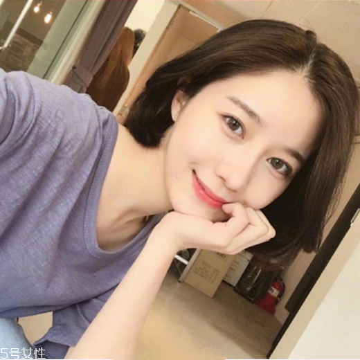 女生發(fā)質(zhì)軟適合什么發(fā)型？胖圓臉顯瘦發(fā)型參考