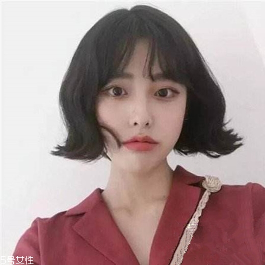 齊肩發(fā)怎么燙好看？女生發(fā)型設(shè)計(jì)與臉形搭配