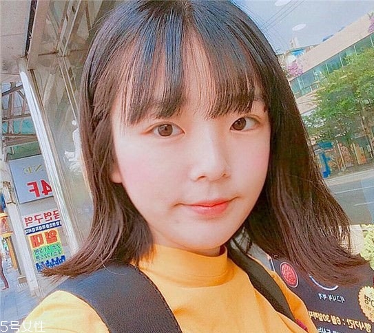 外翹短發(fā)適合什么臉型？再燙內(nèi)扣你就out了