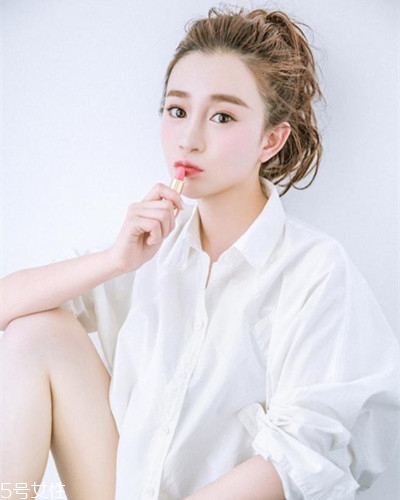 鵝蛋臉扎什么馬尾好看？肉肉臉適合這些發(fā)型