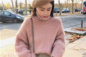 毛衣和衛(wèi)衣哪個暖和？衛(wèi)衣要更加擋風