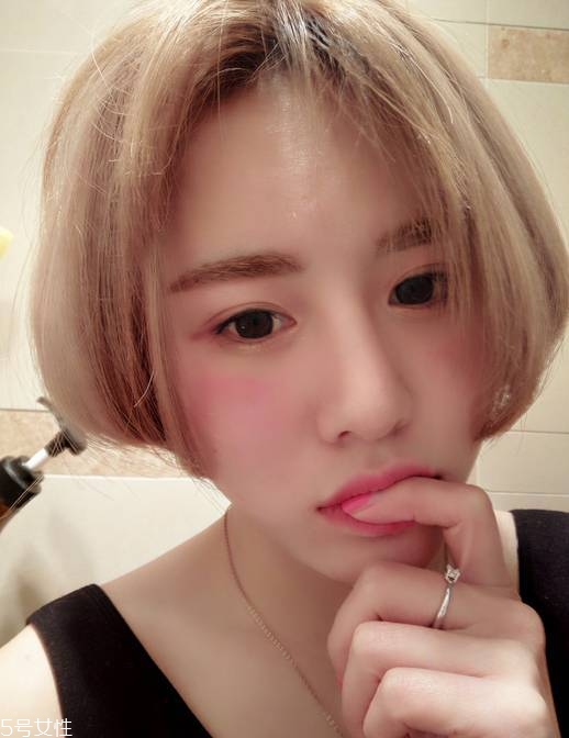 韓式空氣劉海配什么發(fā)型？不失個性魅力