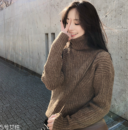 毛衣上的咖啡漬怎么洗？巧用甘油輕松解決