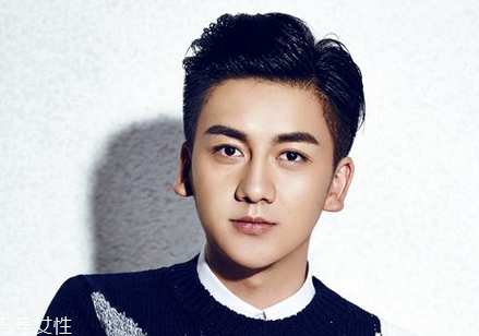 男生頭發(fā)稀疏適合什么發(fā)型？圓形劉海很好看