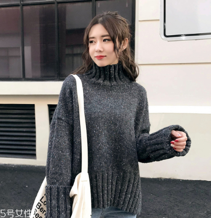 毛衣領(lǐng)口松了怎么辦？跟著小編這樣做