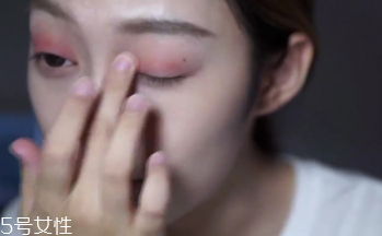 微醺桃花妝怎么化妝？簡(jiǎn)單步驟滿足爆棚少女心