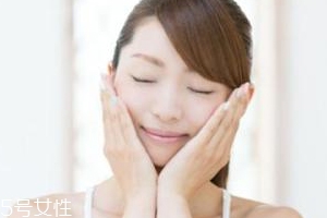 換季護(hù)膚品怎么處理？換護(hù)膚品不等于換品牌