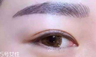 為什么明星都不紋眉？不能隨意趕潮流