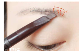 眉毛畫壞了怎么補(bǔ)救？12種拯救方法都在這里了