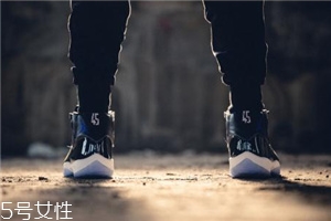 運動鞋和皮鞋的尺碼一樣嗎？皮鞋和運動鞋尺碼有差別
