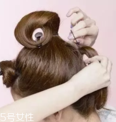 馬尾怎么扎顯臉??？馬尾位置越高越精神