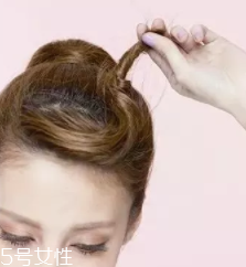 馬尾怎么扎顯臉??？馬尾位置越高越精神