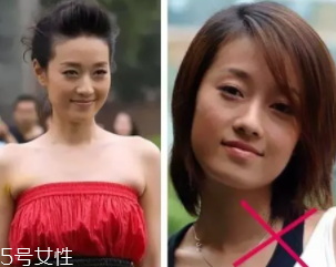 方形臉適合什么發(fā)型？卷曲長(zhǎng)發(fā)柔和臉部輪廓